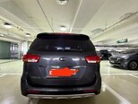 Kia Carnival-4