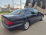 Mercedes E 240-12