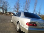 Mercedes E 220-3