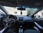 Hyundai Accent-2