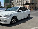 Hyundai Accent-13