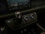 Land Rover Defender-16