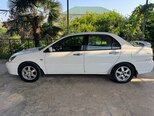 Mitsubishi Lancer-2