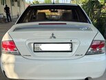 Mitsubishi Lancer-4