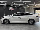 Hyundai Sonata-5