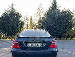 Mercedes E 240-6