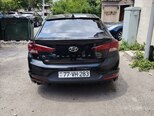 Hyundai Elantra-3