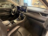 Toyota RAV4-12