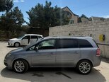 Opel Zafira-2