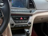 Hyundai Elantra-11