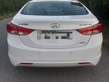Hyundai Elantra-3