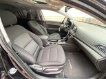 Hyundai Elantra-9