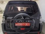 Mitsubishi Pajero-2