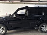 Mitsubishi Pajero-7