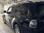 Mitsubishi Pajero-6