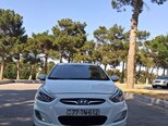 Hyundai Accent-1