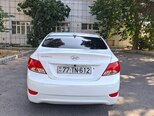 Hyundai Accent-2