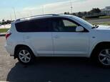 Toyota RAV4-8