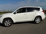 Toyota RAV4-4