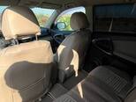 Toyota RAV4-15
