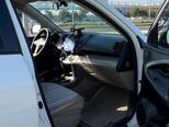 Toyota RAV4-10
