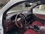 Nissan Navara-13