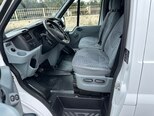 Ford Transit-8