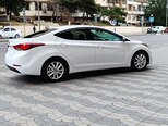Hyundai Elantra-4