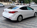 Hyundai Elantra-9