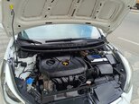 Hyundai Elantra-14