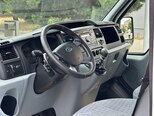 Ford Transit-7