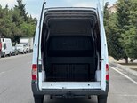 Ford Transit-5