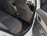 Chevrolet Cobalt-13