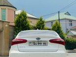 Kia Cerato-5