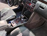 Mercedes E 270-7