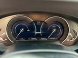 BMW 530e-13