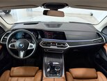 BMW X7-9