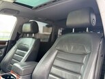 Volkswagen Touareg-14