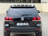 Volkswagen Touareg-8