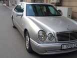 Mercedes E 230-5