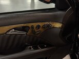 Mercedes E 320-13