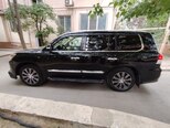Lexus LX 570-10