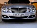 Mercedes E 220-1