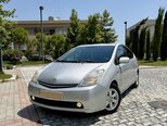 Toyota Prius-2