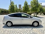 Toyota Prius-7