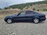 Mercedes E 240-3