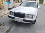 Mercedes 200 D-1