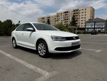 Volkswagen Jetta-4
