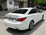 Hyundai Sonata-6