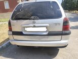 Opel Vectra-4